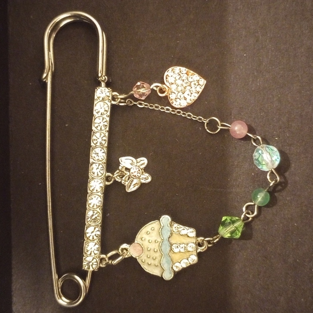 Safety pin